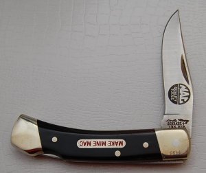 Schrade In Near Mint Condition With Synthetic Wood Covers 3 1/2