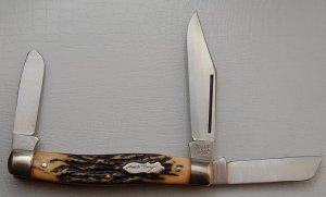 Schrade In Excellent Condition With Brown Synthetic Covers 3 7/8