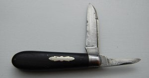 Utica In Good Condition With Black Synthetic Covers 3 3/8