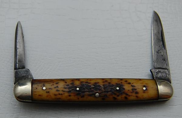 Columbia In Very Good Condition With Brown Bone Covers 3 1/4