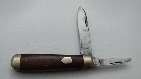 Syracuse In Excellent Condition With Wood Covers 3 1/4 Syracuse In Excellent Condition With Wood Covers 3 1/4