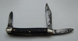 Boker In Very Good Condition With Black Synthetic Covers 3 1/4