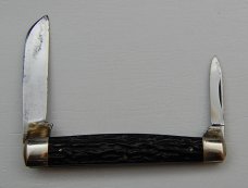 Landers, Frary and Clark In Very Good Condition With Perfected Stag Covers 3 1/4 Landers, Frary and Clark In Very Good Condition With Perfected Stag Covers 3 1/4