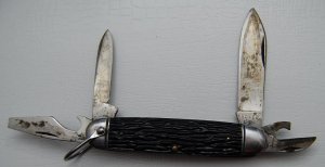 Boker Unofficial Scout With Black Synthetic Covers 3 5/8