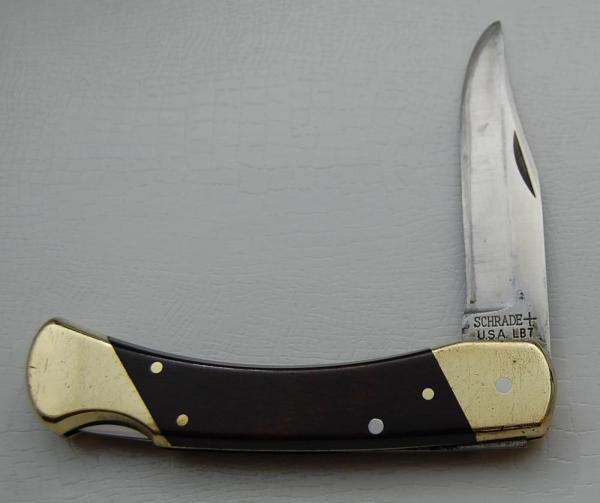 Schrade In Excellent Condition With Resin Impregnated Hardwood Covers 5 Schrade In Excellent Condition With Resin Impregnated Hardwood Covers 5