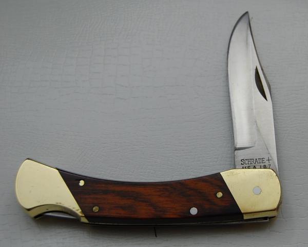 Schrade In Excellent Condition With Resin Impregnated Hardwood Covers 5 Schrade In Excellent Condition With Resin Impregnated Hardwood Covers 5