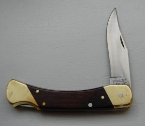 Schrade In Very Good Condition With Resin Impregnated Hardwood Covers 5