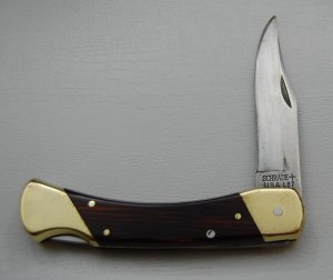 Schrade In Very Good Condition With Resin Impregnated Hardwood Covers 5