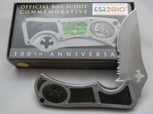 Official BSA Boy Scout Pocket Knife In Mint Condition With Stainless Steel Covers 4" Closed (587)