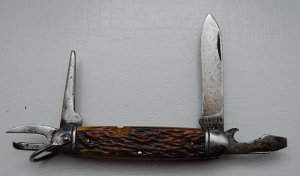 Camillus Unofficial Scout With Brown Bone Covers 3 5/8