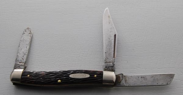 Ulster In Very Good Condition With Brown Jigged Synthetic Covers 4