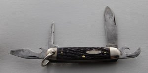 Camillus In Very Good Condition With Brown Jigged Synthetic Covers 3 3/4