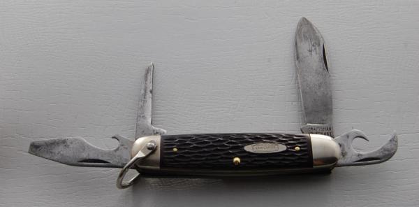 Camillus In Very Good Condition With Brown Jigged Synthetic Covers 3 3/4 Camillus In Very Good Condition With Brown Jigged Synthetic Covers 3 3/4