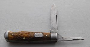 Griffon In Very Good Condition With Brown Jigged Bone Covers 3 1/2