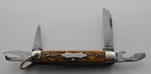 Camillus In Excellent Condition With Brown Jigged Bone Covers 3 3/8" Long (685)