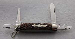 Robeson Unofficial Scout Pocket Knife In Excellent Condition With Brown Jigged Bone Covers (748)