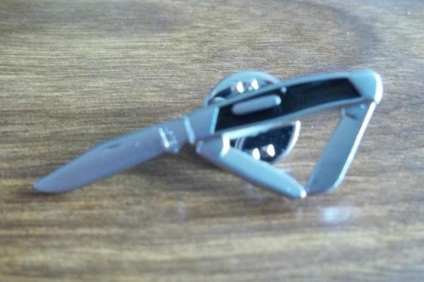 Buck 301 Stockman Knife Hat Pin / Tie Tack Unused 