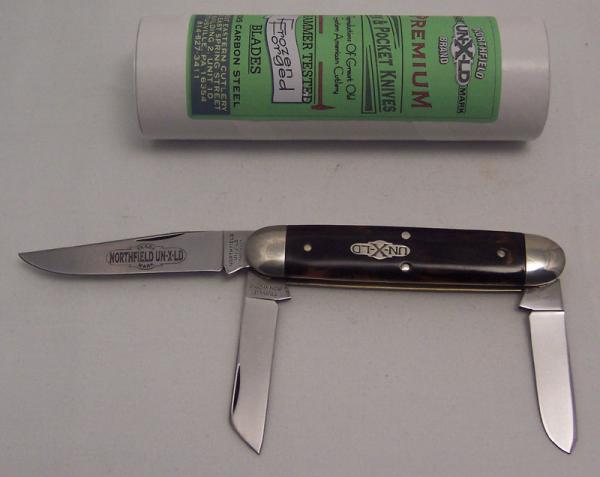 Great Eastern - 2007 - 53 Northfield Cuban - Coppertone Acrylic - 1095 Carbon Steel - 4 1/8 Great Eastern - 2007 - 53 Northfield Cuban - Coppertone Acrylic - 1095 Carbon Steel - 4 1/8