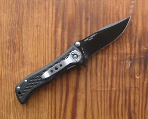 Camillus Sizzle, Black Blade, Plain Edge