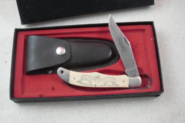 SCHRADE USA SCRIMSHAW LINERLOCK FOLDING HUNTER SC500 SCHRADE USA SCRIMSHAW LINERLOCK FOLDING HUNTER SC500