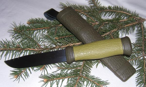 MORA OF SWEDEN MORAKNIV 2000 MORA OF SWEDEN MORAKNIV 2000
