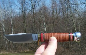 MARBLES TRAILCRAFT - LEATHER HANDLE - W/ SHEATH - IN OLD BOBCAT BOX - HEAVY DUTY HUNTING KNIFE !!! 