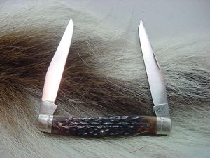 New York Knife Walden Knife Co by Schrade ( USA ) 2 bladed jigged bone Muskrat Unused old stock