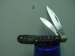 Case jigged bone peanut  CASE XX 2 blade  ( one of two similar knives )