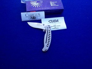 CAMILLUS ~ USA~ DARREL  RALPH CUDA ~ ATS34  (( NON SERRATED )) FOLDER KNIFE 