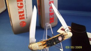 CASE XX STURM RUGER ~ BURNT HONEY BONE MUSKRAT KNIFE MINT NOS