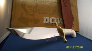CASE XX USA BIG WHITE HUNTER BOWIE KNIFE MINT 