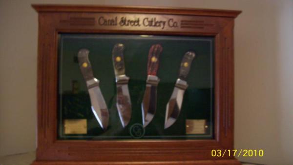 Canal Street Cutlery D'Holder Big Bowie Commemorative 4 Knife Set #02 of Only 12 Made Canal Street Cutlery D'Holder Big Bowie Commemorative 4 Knife Set #02 of Only 12 Made