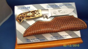 SCHRADE  USA D'HOLDER ~ LAKE & WALKER KNIFE DISPLAY LAST ONE Reduced To Sell
