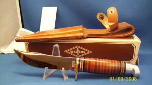 WESTERN W66 B VINTAGE OLD STOCK FIXED BLADE KNIFE w SHEATH and BOX
