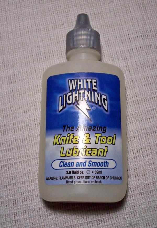 White Lightning Knife & Tool Lubricant  2 oz Bottle