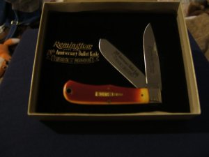 REMINGTON RE-18935 1982-2002 20TH ANNIVERSARY BULLET KNIFE