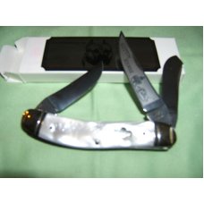 BULLDOG CUTTIN HORSE OYSTER SHELL 1993 3RD GENERATION BULLDOG CUTTIN HORSE OYSTER SHELL 1993 3RD GENERATION