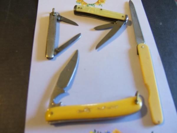 YELLOW LARK AND OTHER KNIVES !!!!! LOW SHIPPING !!!!!! $3.00 YELLOW LARK AND OTHER KNIVES !!!!! LOW SHIPPING !!!!!! $3.00