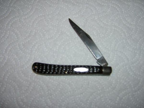 CASE SLIMLINE TRAPPER 61048 8-DOT 1972 USED CARBON STEEL BLADE CASE SLIMLINE TRAPPER 61048 8-DOT 1972 USED CARBON STEEL BLADE