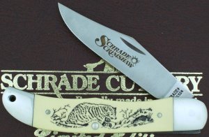 SCHRADE USA 1987 SCRIMSHAW BADGER TRADESMAN KNIFE # 524SC