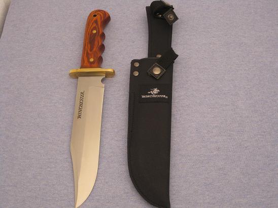 22-99200  Winchester Bowie Knife & Sheath