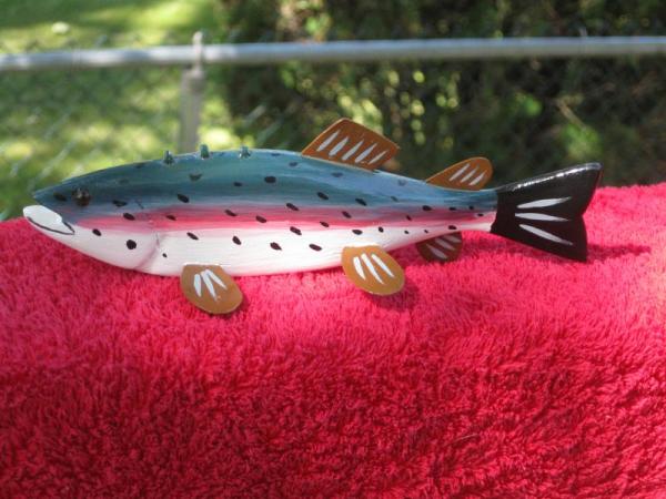 0068 - FolkArt - Rainbow Trout Fish Decoy 0068 - FolkArt - Rainbow Trout Fish Decoy