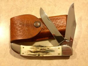 2000 Case Folding Hunter