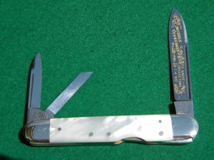 Fight'n Rooster Solingen Germany Pearl Lockback Whittler 1981 Club Knife 