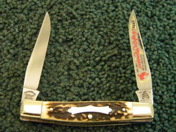 Fight'n Rooster Stag Muskrat 1998 Club Knife - Mint