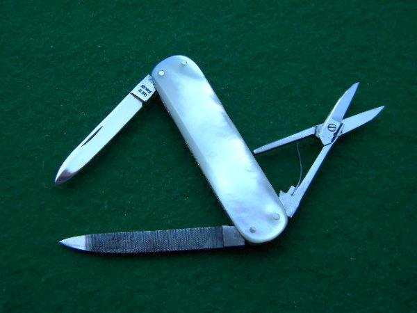 Case XX Stainless 83089 SCISSF Pearl Lobster C. 1940-64 - Mint Case XX Stainless 83089 SCISSF Pearl Lobster C. 1940-64 - Mint