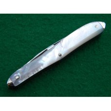 Bertram Cutlery Hen & Rooster Pearl 4 Blade - Solingen Germany Bertram Cutlery Hen & Rooster Pearl 4 Blade - Solingen Germany