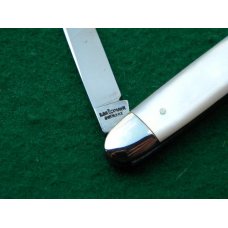 E Bruckmann Ohligs-Solingen, Germany Pearl 2 Blade - C. 1891-1956 E Bruckmann Ohligs-Solingen, Germany Pearl 2 Blade - C. 1891-1956
