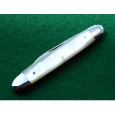 E Bruckmann Ohligs-Solingen, Germany Pearl 2 Blade - C. 1891-1956 E Bruckmann Ohligs-Solingen, Germany Pearl 2 Blade - C. 1891-1956