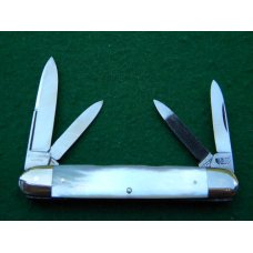 E Bruckmann Ohligs-Solingen, Germany Pearl 4 Blade - C. 1891-1956